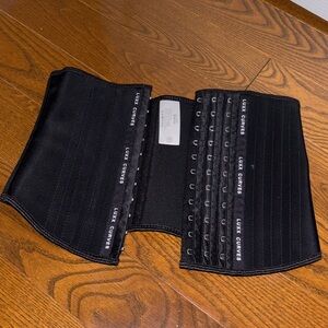 Luxx Curves Waist Trainer